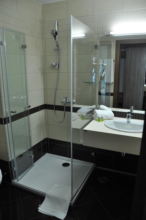 Hotel Danubia Park Веліко-Ґрадіште Номер фото